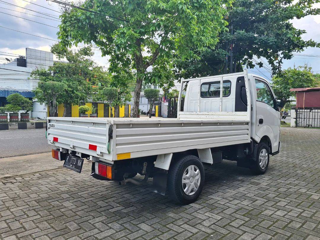 2018 Isuzu Traga 2018 Isuzu Traga