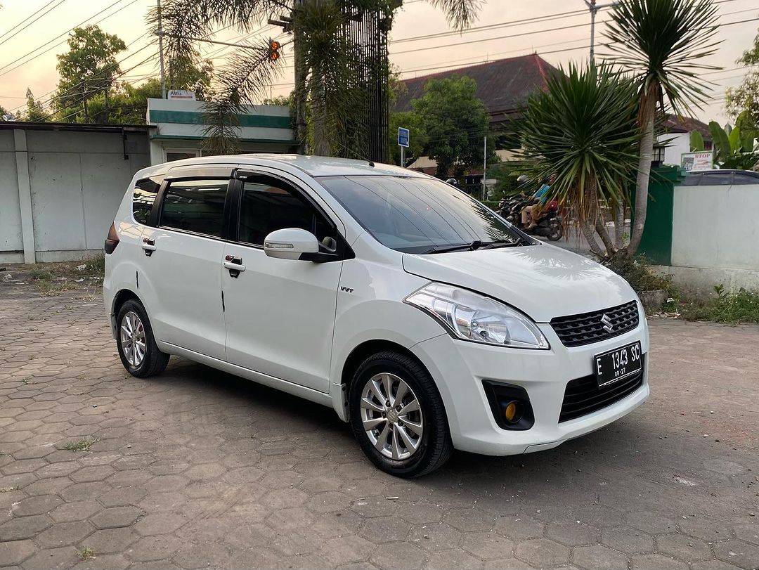 2012 Suzuki Ertiga 2012 Suzuki Ertiga