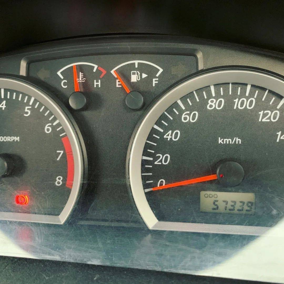 2015 Suzuki APV Arena 2015 Suzuki APV Arena