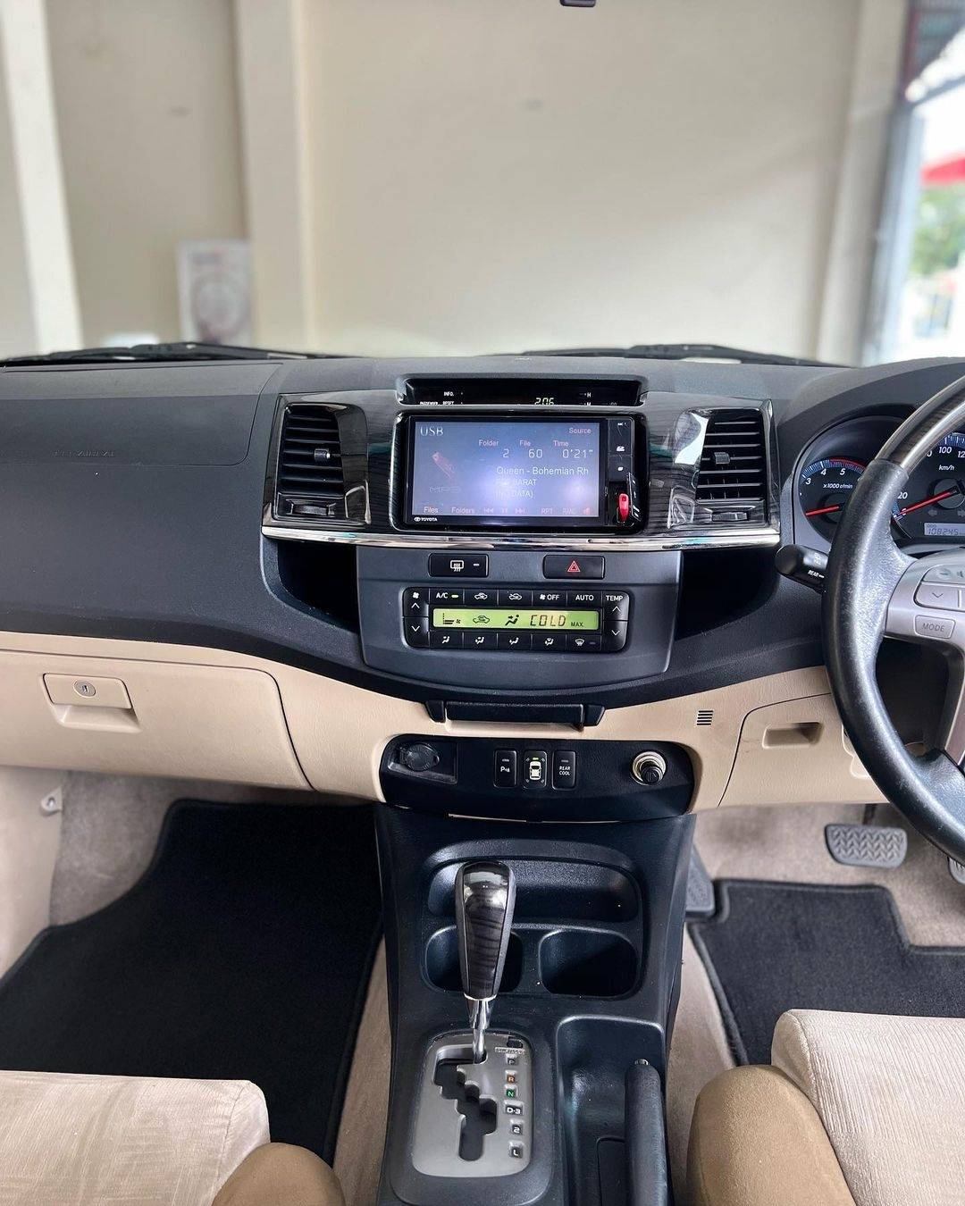 2015 Toyota Fortuner 2015 Toyota Fortuner