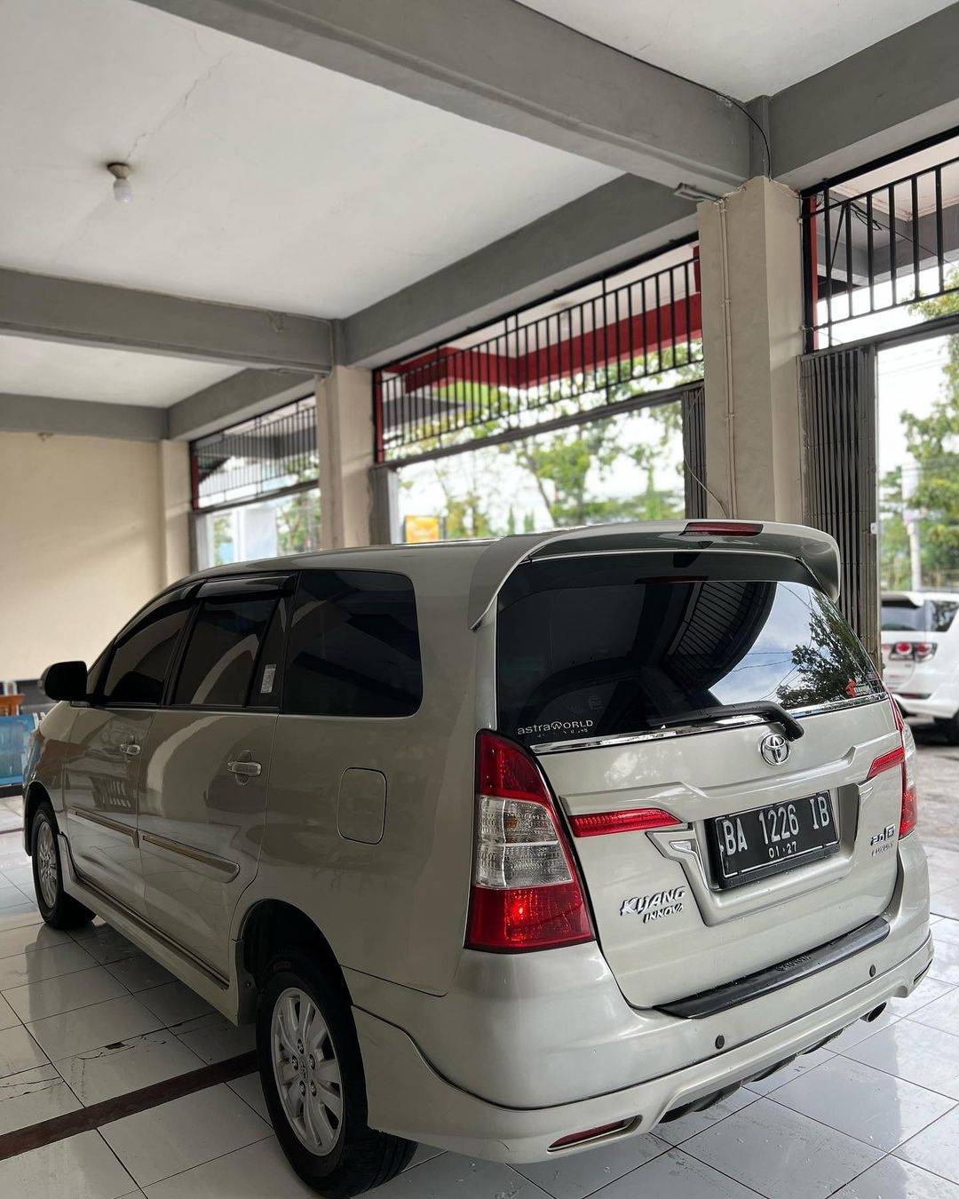 2012 Toyota Kijang Innova 2012 Toyota Kijang Innova