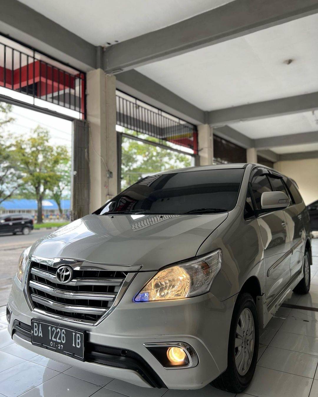 2012 Toyota Kijang Innova 2012 Toyota Kijang Innova