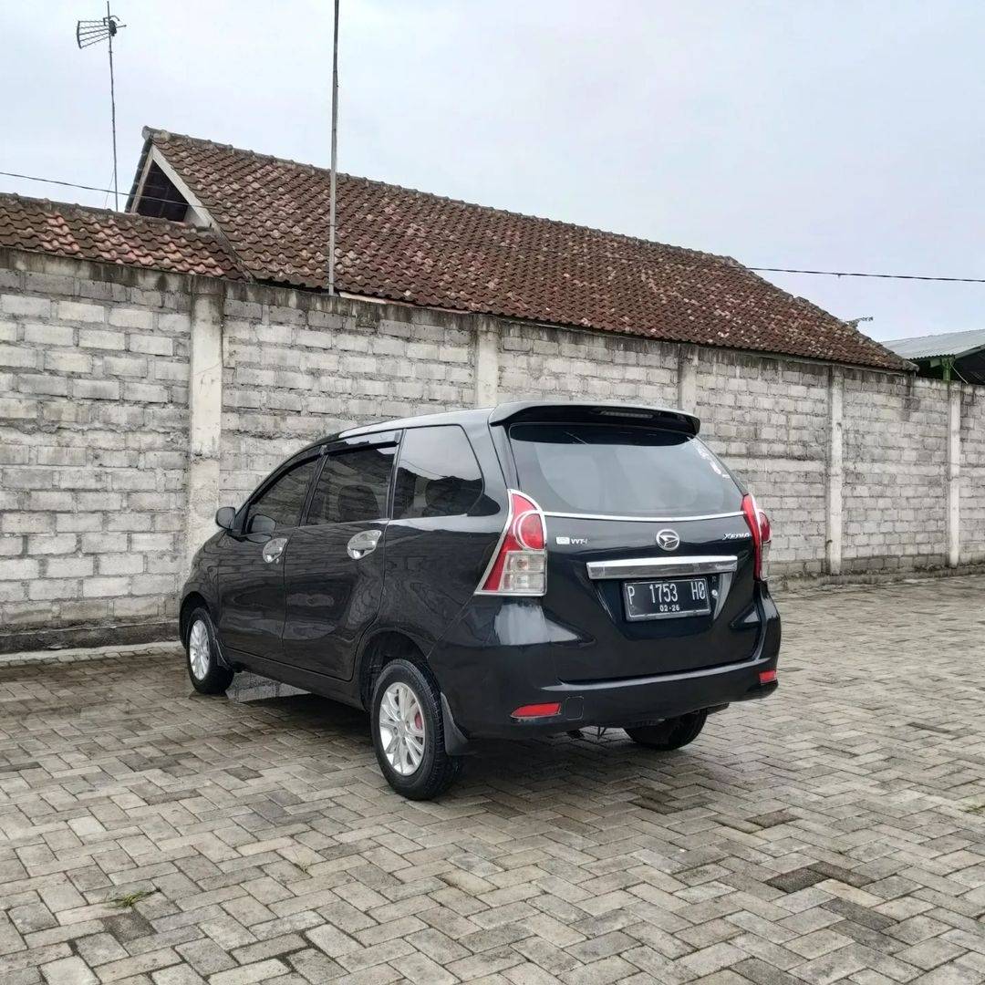 2012 Daihatsu Xenia 2012 Daihatsu Xenia