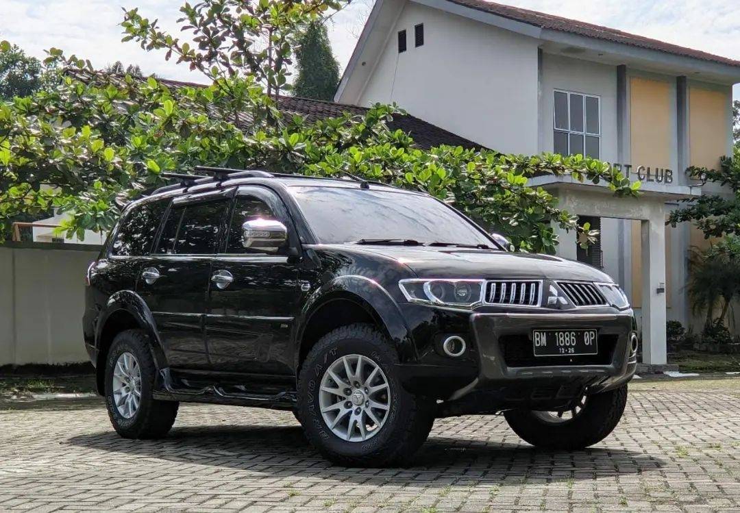 2009 Mitsubishi Pajero Bekas 2009 Mitsubishi Pajero Bekas