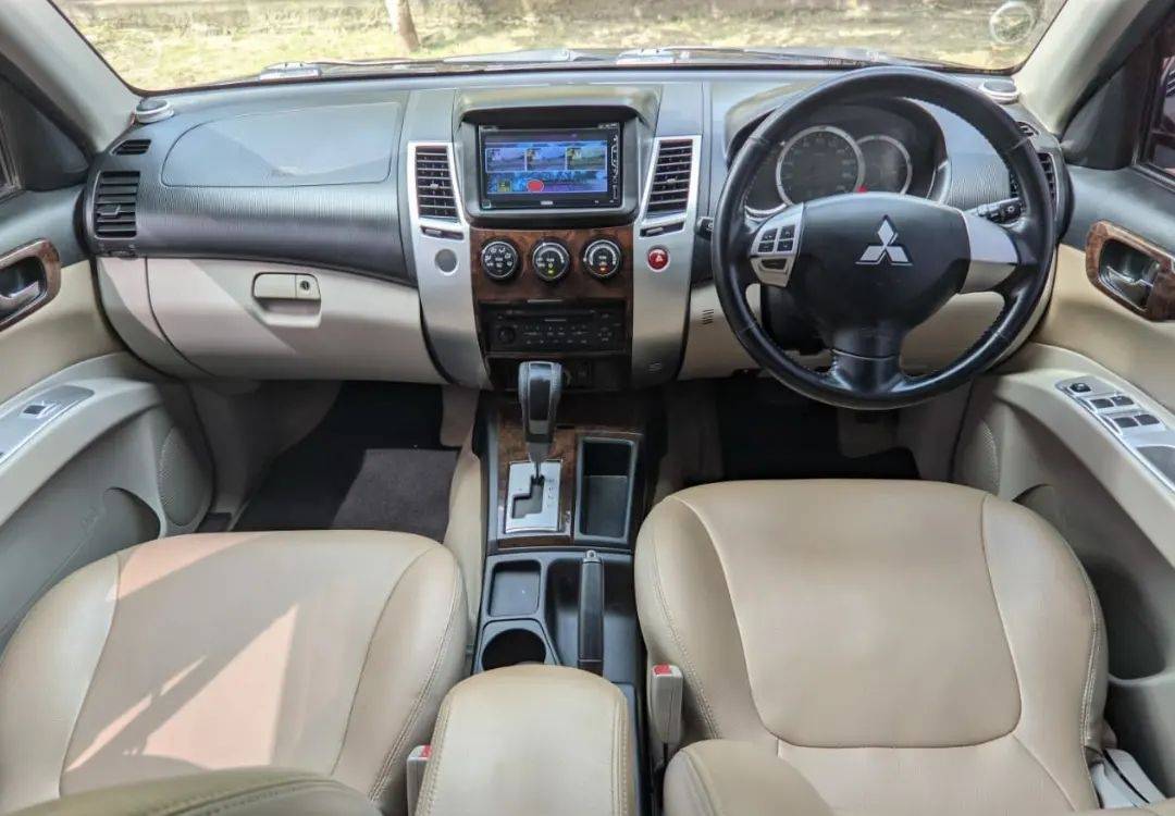 2009 Mitsubishi Pajero 2009 Mitsubishi Pajero