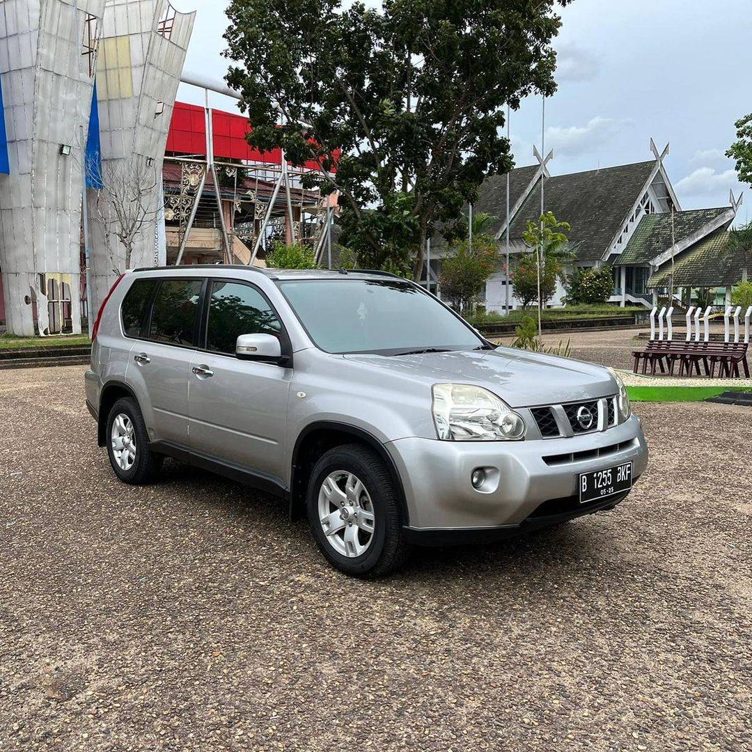2010 Nissan X Trail Bekas 2010 Nissan X Trail Bekas
