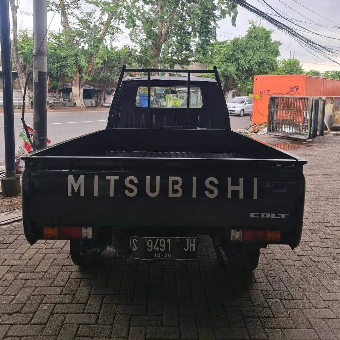 2021 Mitsubishi L300 2021 Mitsubishi L300