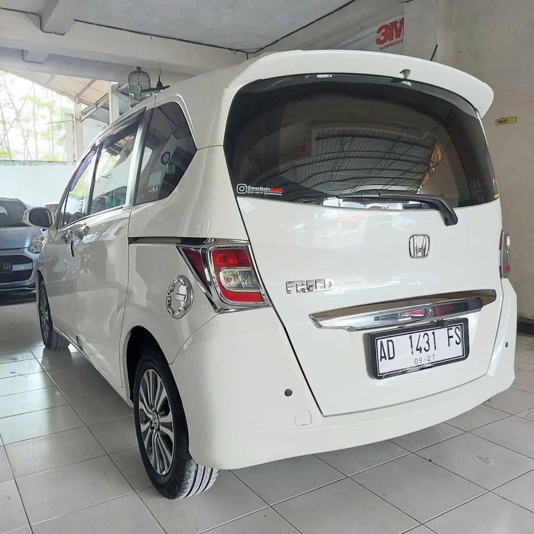 2012 Honda Freed 2012 Honda Freed