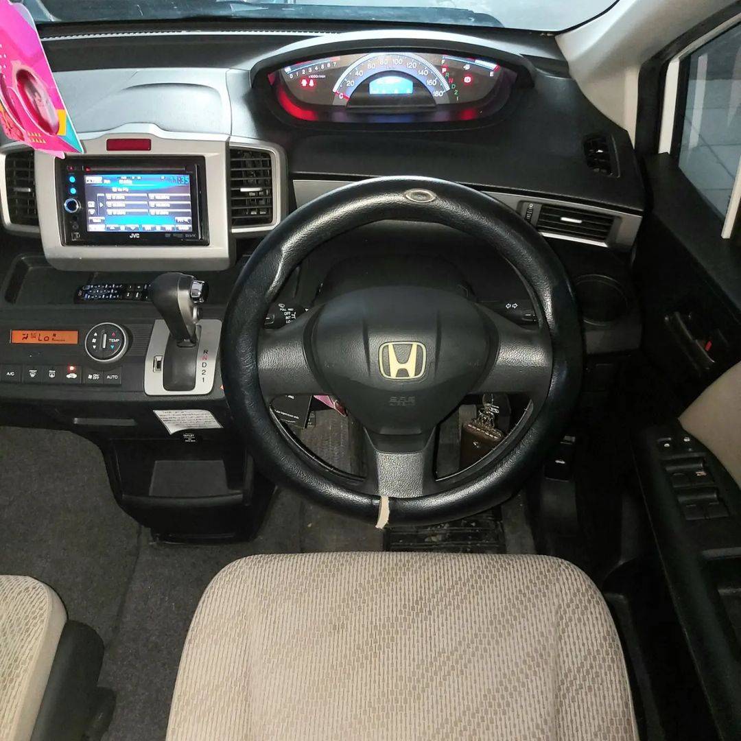 2012 Honda Freed 2012 Honda Freed