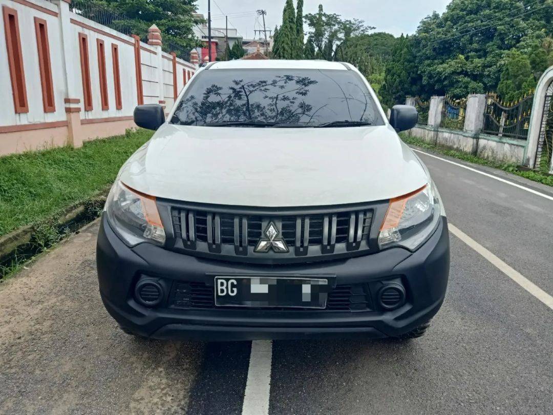 Second Hand 2016 Mitsubishi Triton Second Hand 2016 Mitsubishi Triton