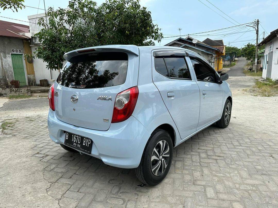 2013 Daihatsu Ayla 2013 Daihatsu Ayla