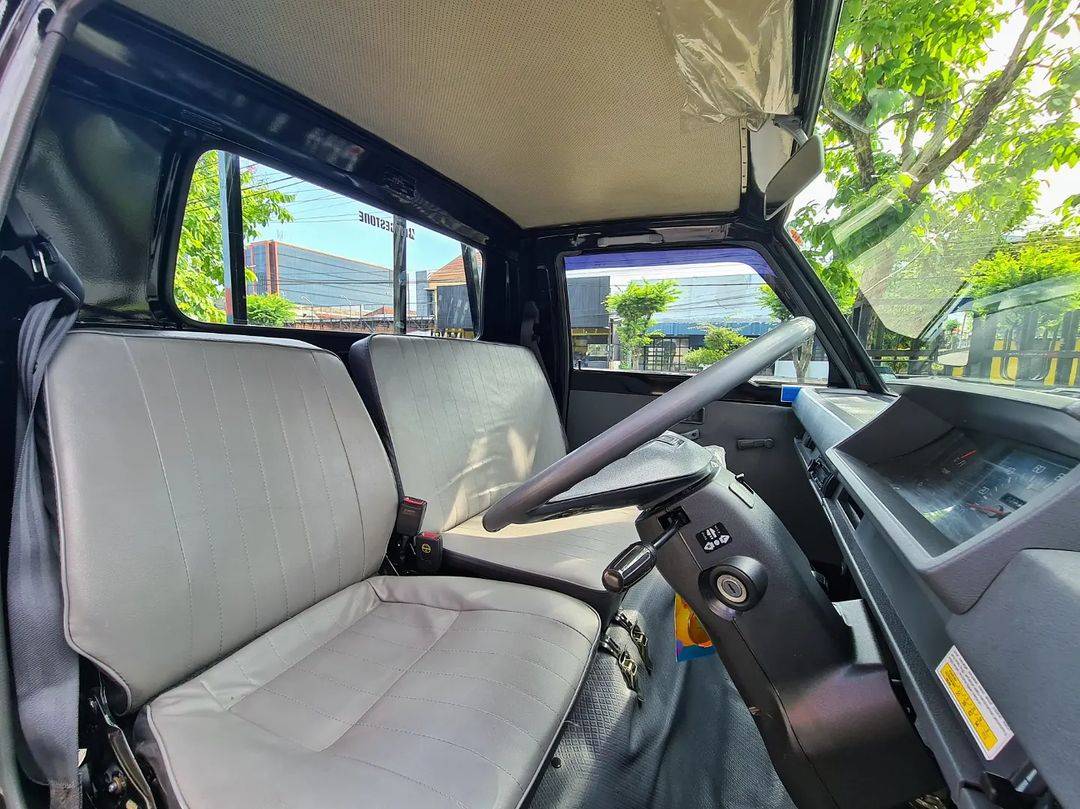 2021 Mitsubishi L300 2021 Mitsubishi L300