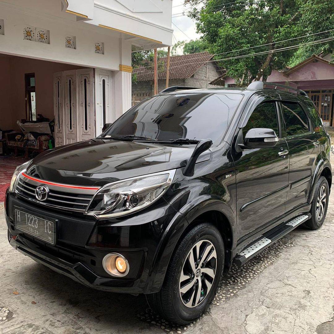 Second Hand 2015 Toyota Rush Second Hand 2015 Toyota Rush