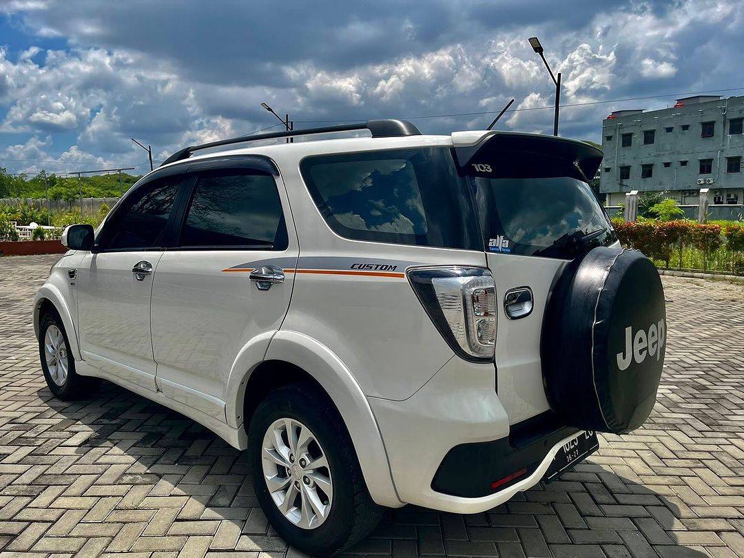 2017 Daihatsu Terios 2017 Daihatsu Terios