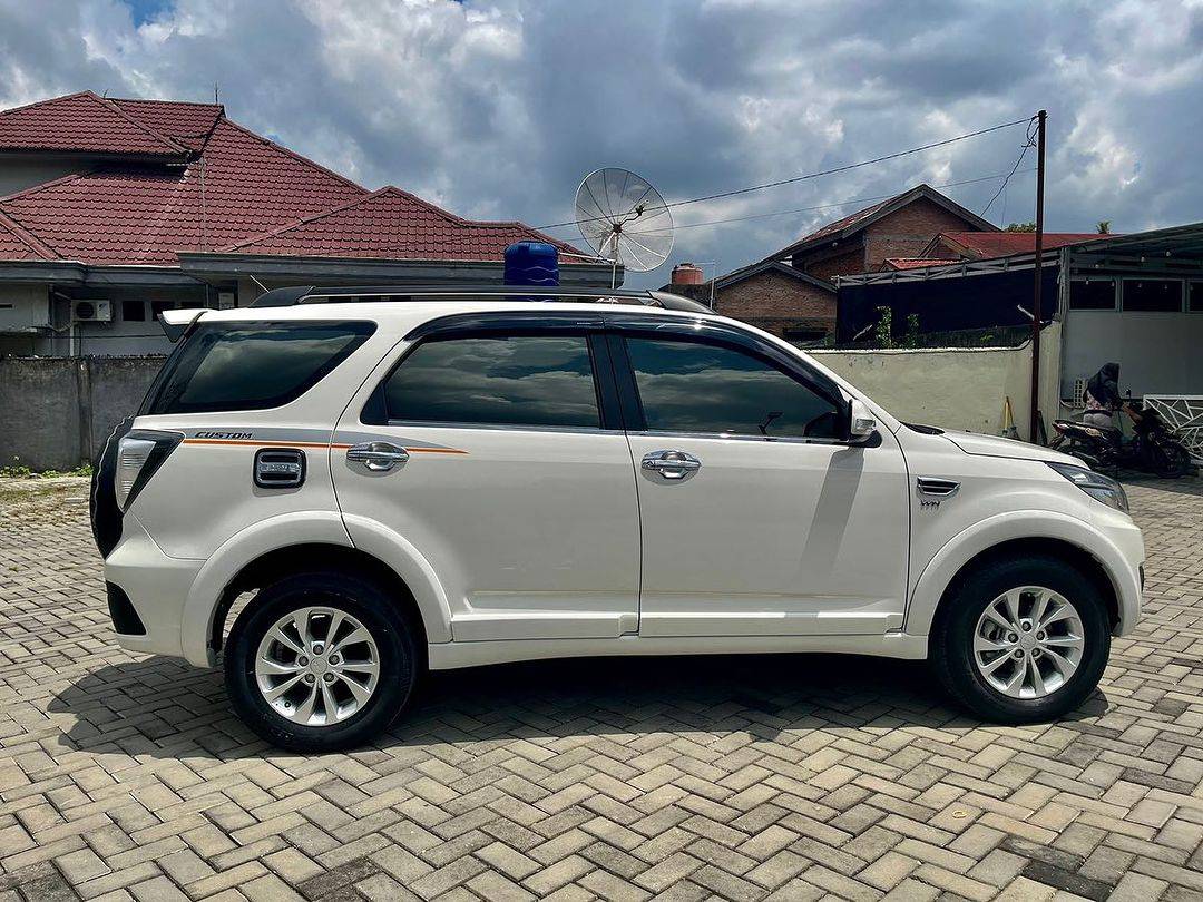 2017 Daihatsu Terios 2017 Daihatsu Terios