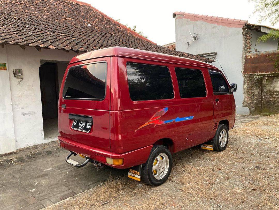 2003 Suzuki Futura 2003 Suzuki Futura