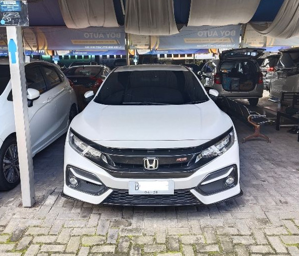 Second Hand 2020 Honda Civic Hatchback RS 1.5L Second Hand 2020 Honda Civic Hatchback RS 1.5L