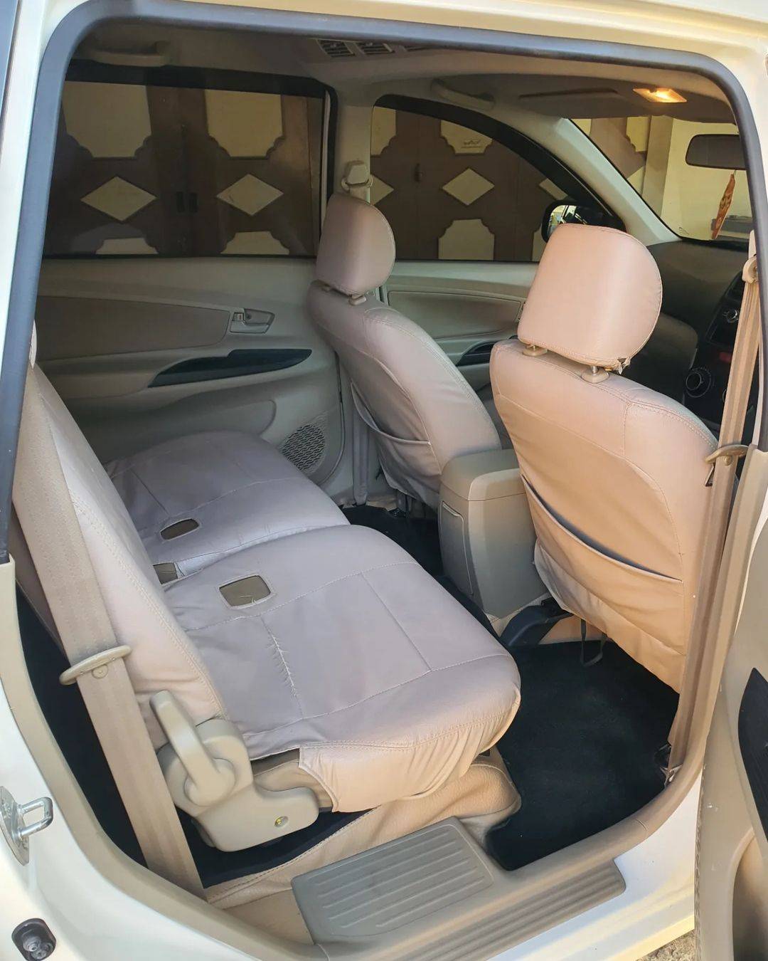 2012 Daihatsu Xenia 2012 Daihatsu Xenia