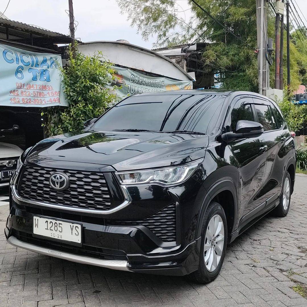 2022 Toyota Kijang Innova Zenix Hybrid EV 2022 Toyota Kijang Innova Zenix Hybrid EV