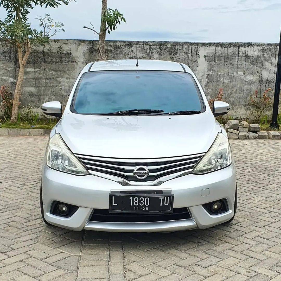 2013 Nissan Grand Livina Bekas 2013 Nissan Grand Livina Bekas