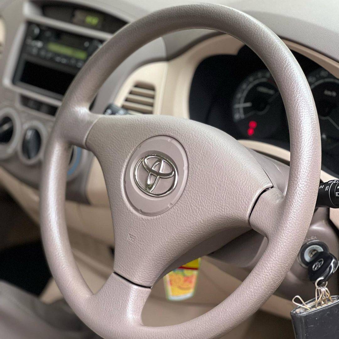 2005 Toyota Kijang Innova 2005 Toyota Kijang Innova