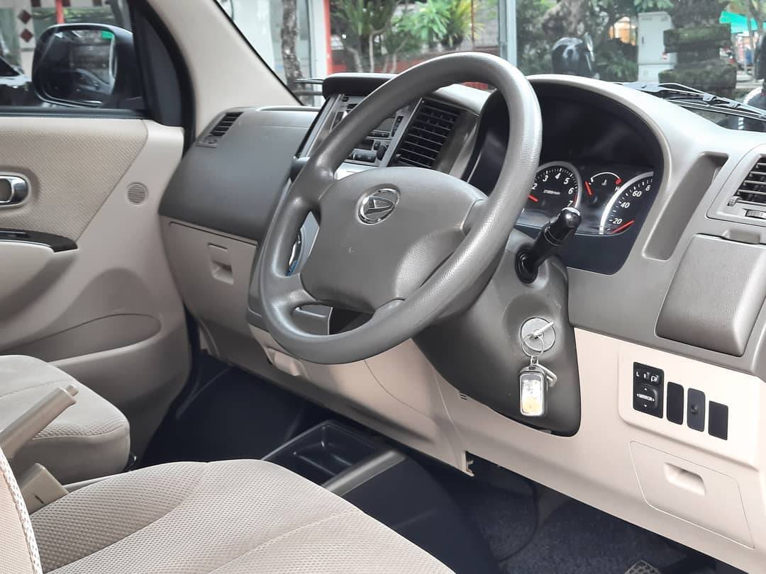 2012 Daihatsu Luxio 2012 Daihatsu Luxio