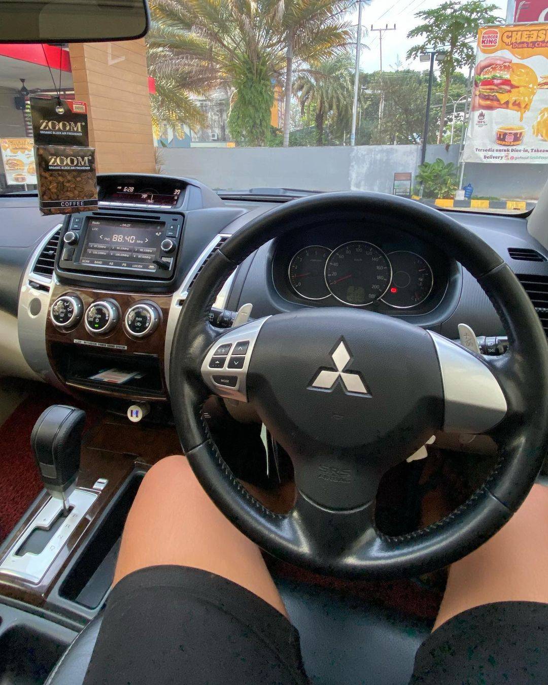 2014 Mitsubishi Pajero 2014 Mitsubishi Pajero