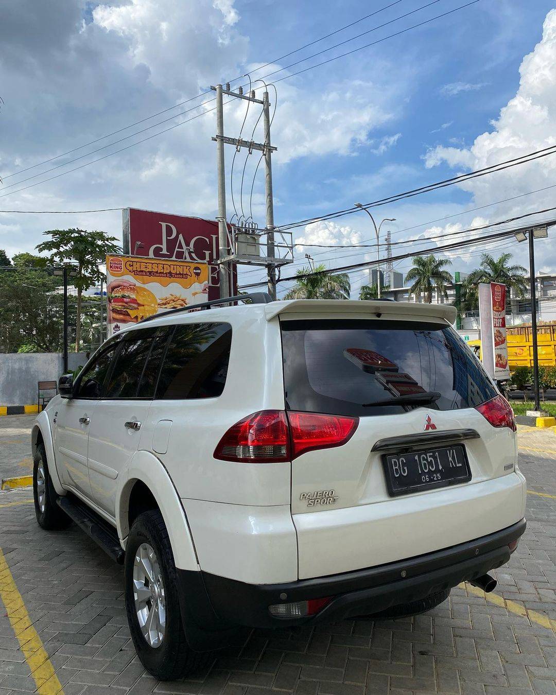 2014 Mitsubishi Pajero 2014 Mitsubishi Pajero
