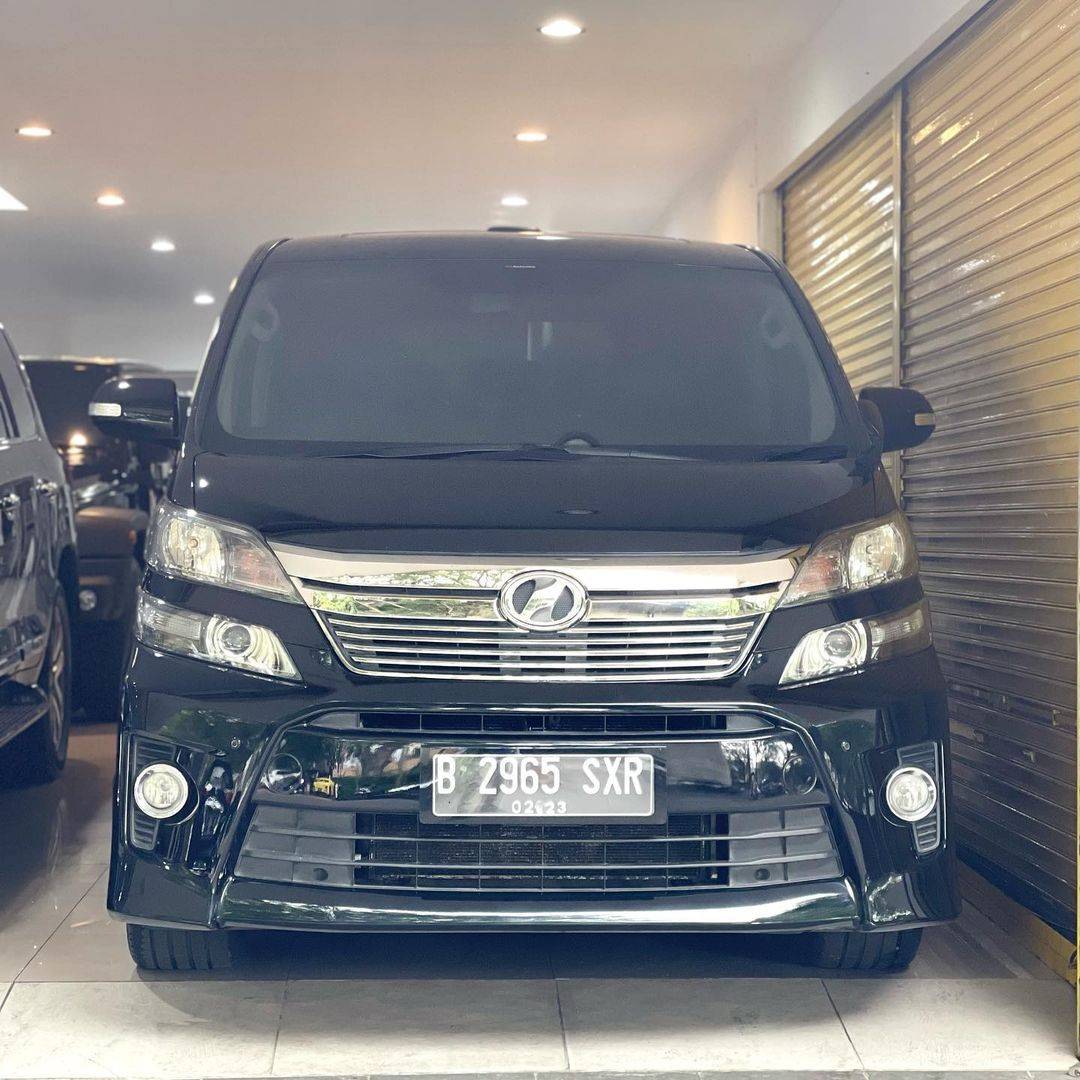 2013 Toyota Vellfire Bekas 2013 Toyota Vellfire Bekas