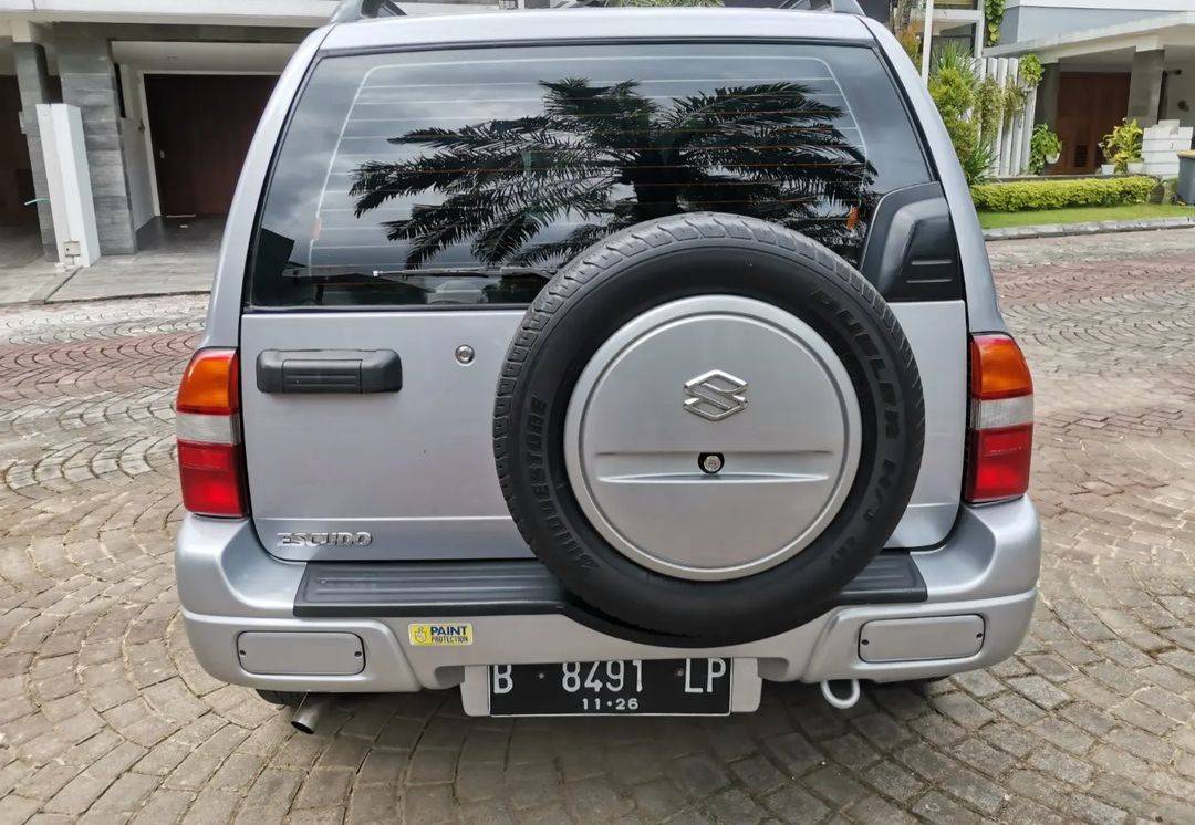 2001 Suzuki Grand Escudo 2001 Suzuki Grand Escudo