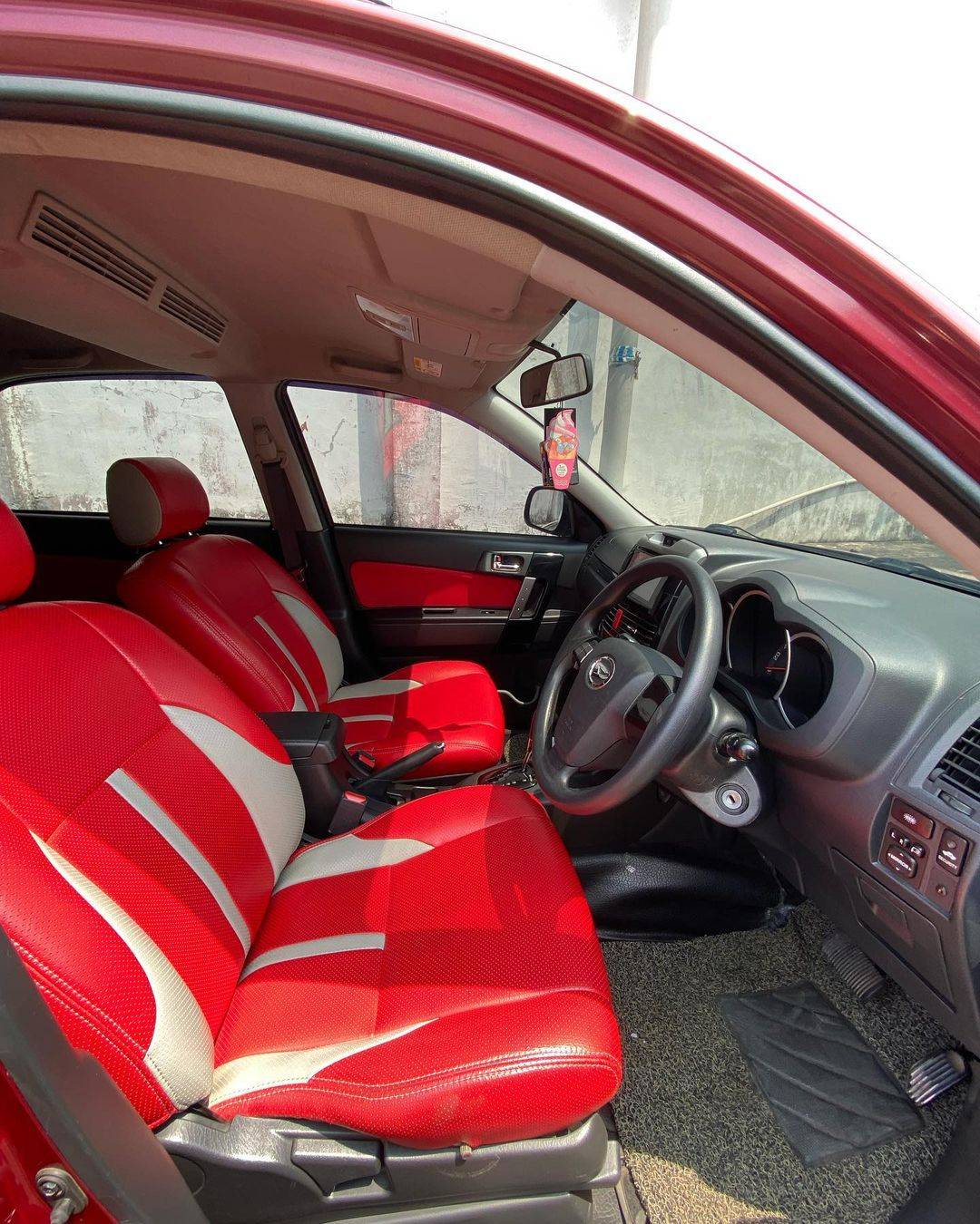 2017 Daihatsu Terios 2017 Daihatsu Terios