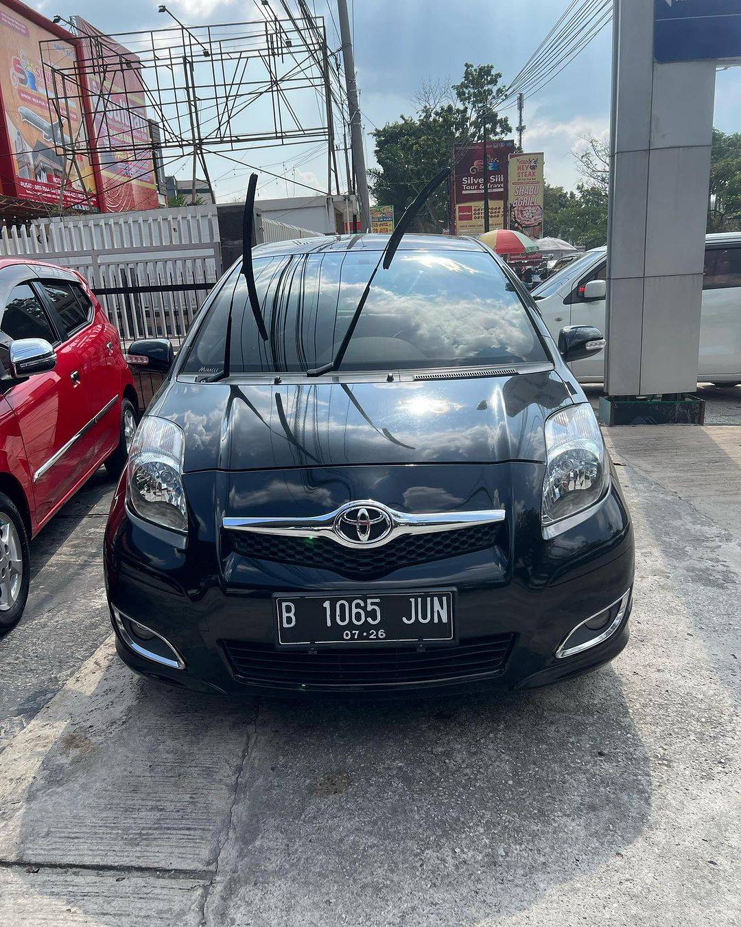 Second Hand 2011 Toyota Yaris Second Hand 2011 Toyota Yaris