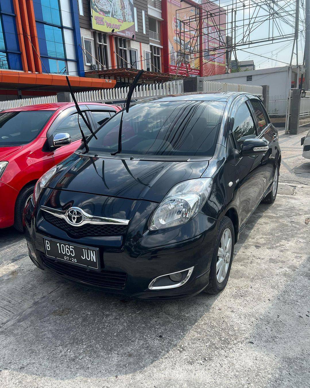 2011 Toyota Yaris 2011 Toyota Yaris