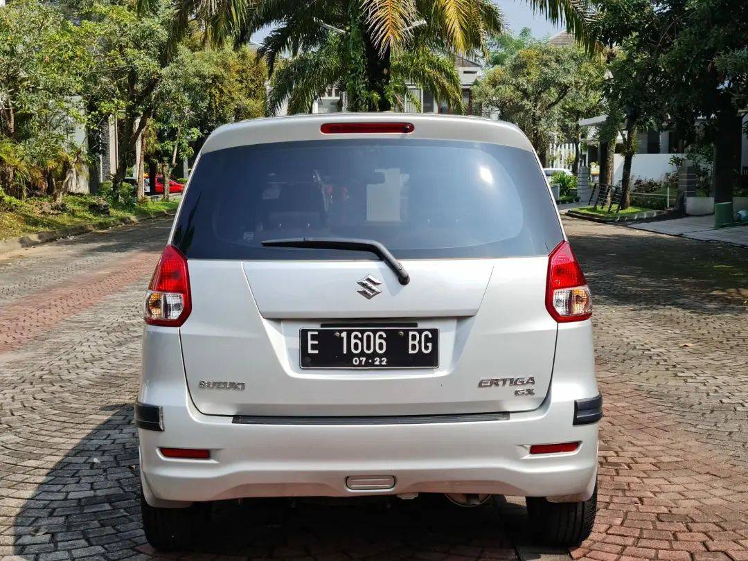2012 Suzuki Ertiga 2012 Suzuki Ertiga