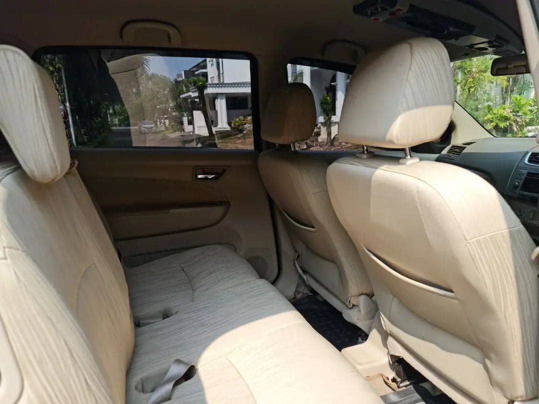 2012 Suzuki Ertiga 2012 Suzuki Ertiga