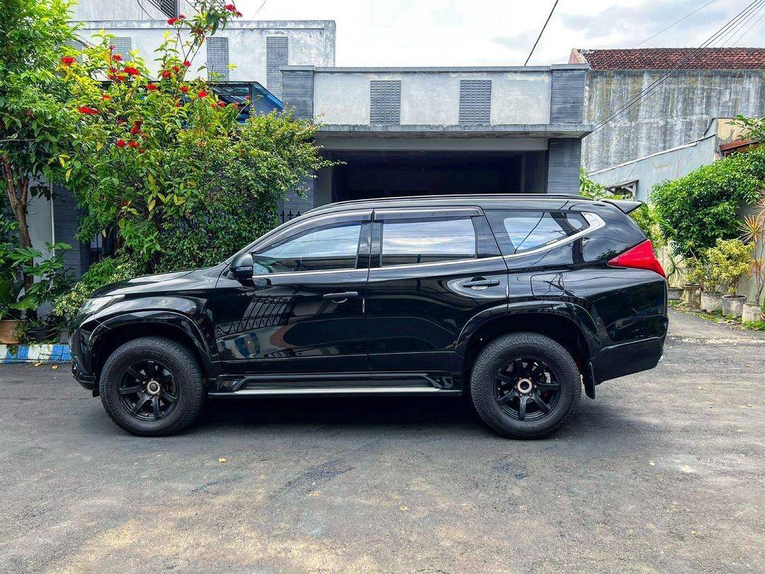 2017 Mitsubishi Pajero Sport 2017 Mitsubishi Pajero Sport