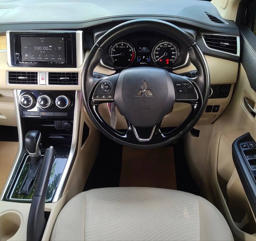 2020 Mitsubishi Xpander Limited 2020 Mitsubishi Xpander Limited