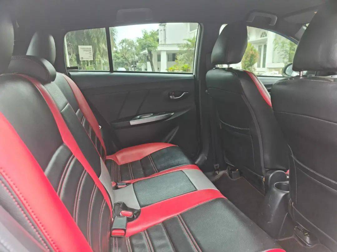 2016 Toyota Yaris 2016 Toyota Yaris