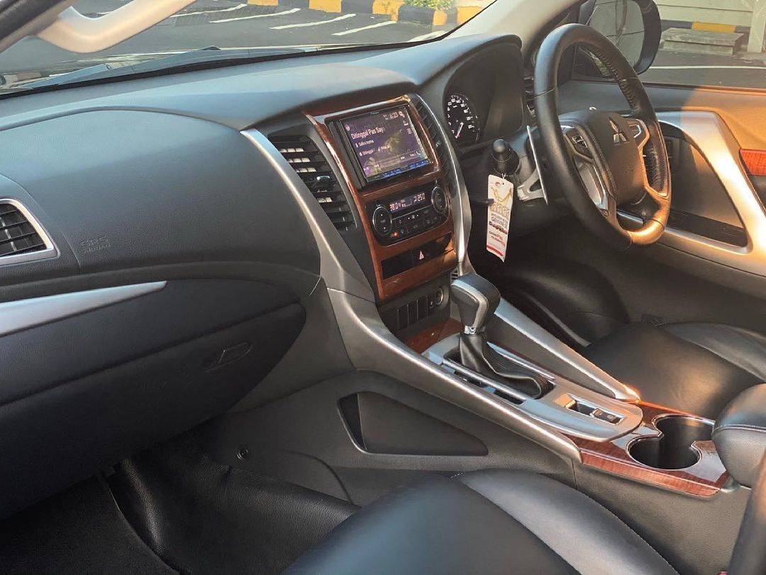 2017 Mitsubishi Pajero Sport 2017 Mitsubishi Pajero Sport