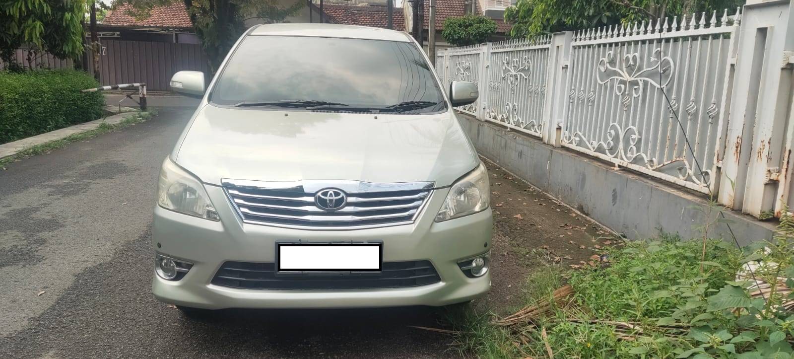 Second Hand 2009 Toyota Kijang Innova Second Hand 2009 Toyota Kijang Innova