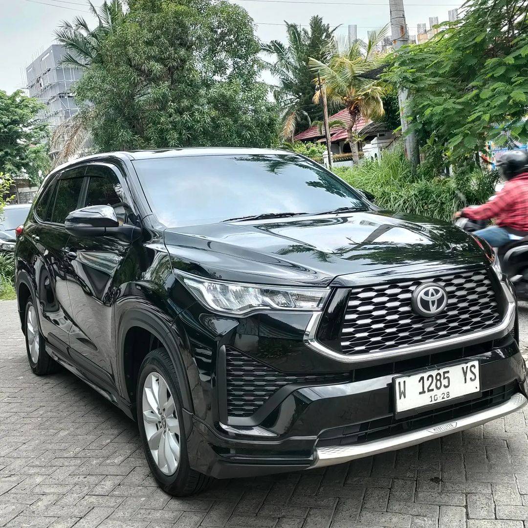 2022 Toyota Kijang Innova Zenix Hybrid EV 2022 Toyota Kijang Innova Zenix Hybrid EV