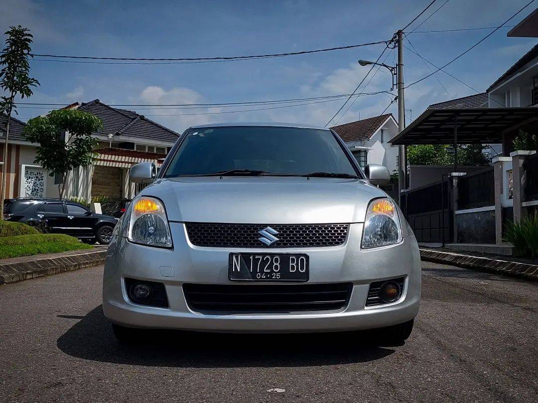 Second Hand 2012 Suzuki Swift Second Hand 2012 Suzuki Swift