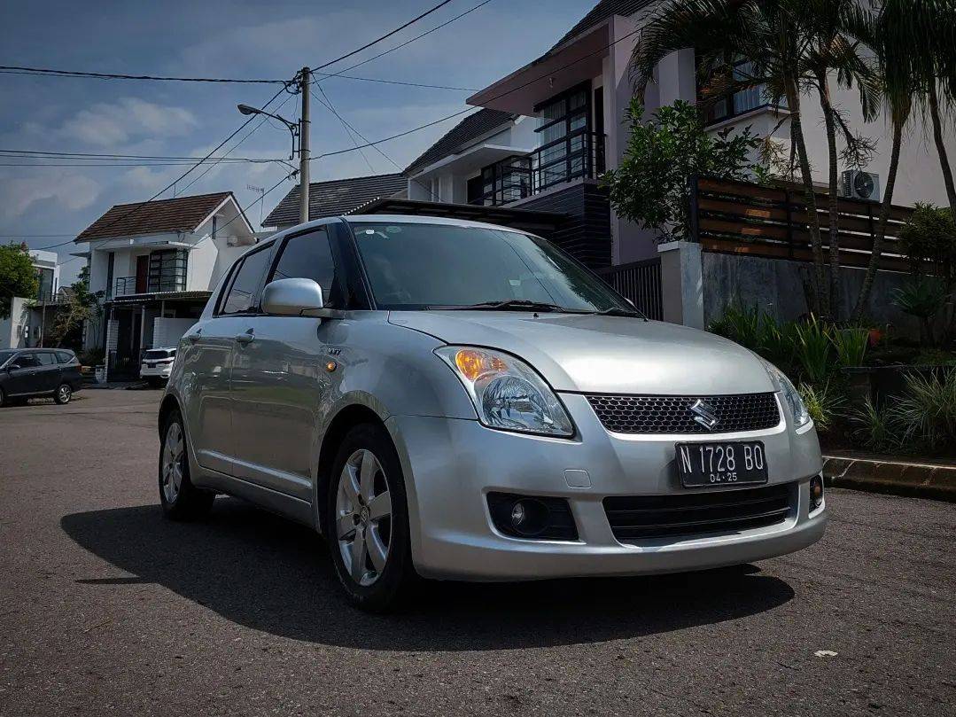 2012 Suzuki Swift 2012 Suzuki Swift