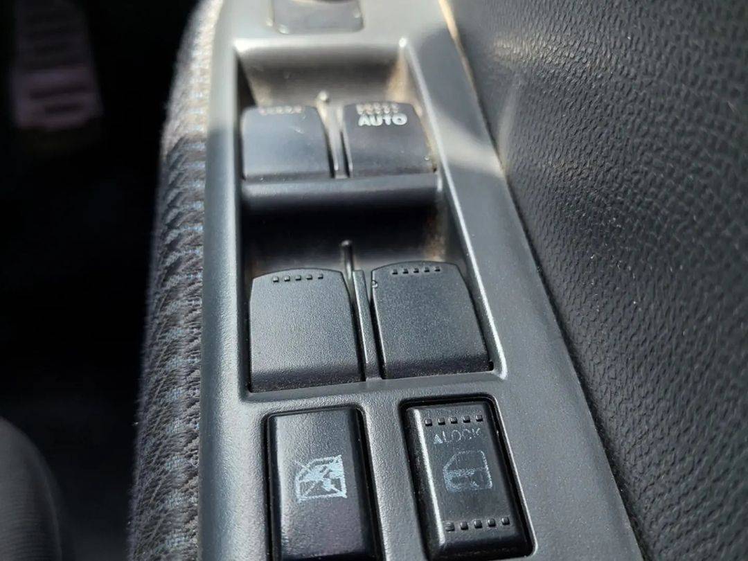 2012 Suzuki Swift 2012 Suzuki Swift