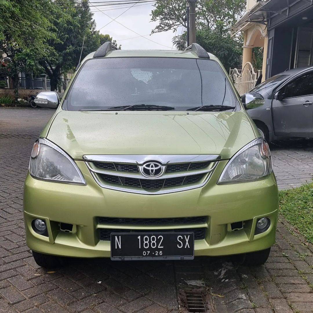 Second Hand 2011 Toyota Avanza Second Hand 2011 Toyota Avanza