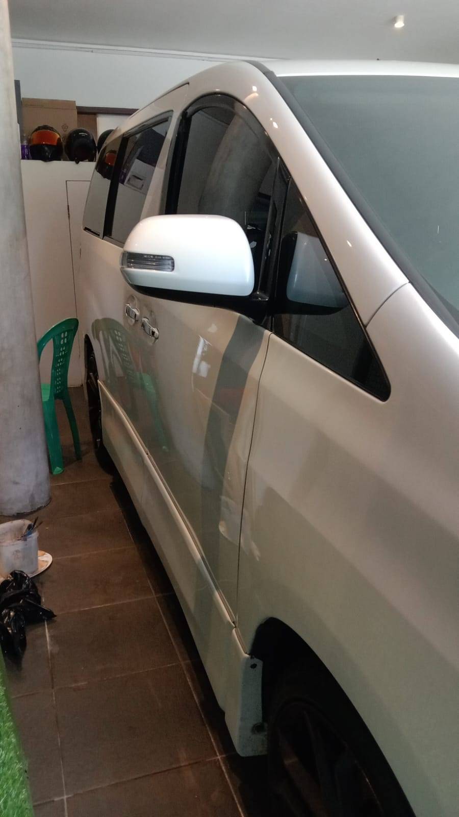 2013 Toyota Vellfire  2.4 Z AT 2013 Toyota Vellfire  2.4 Z AT