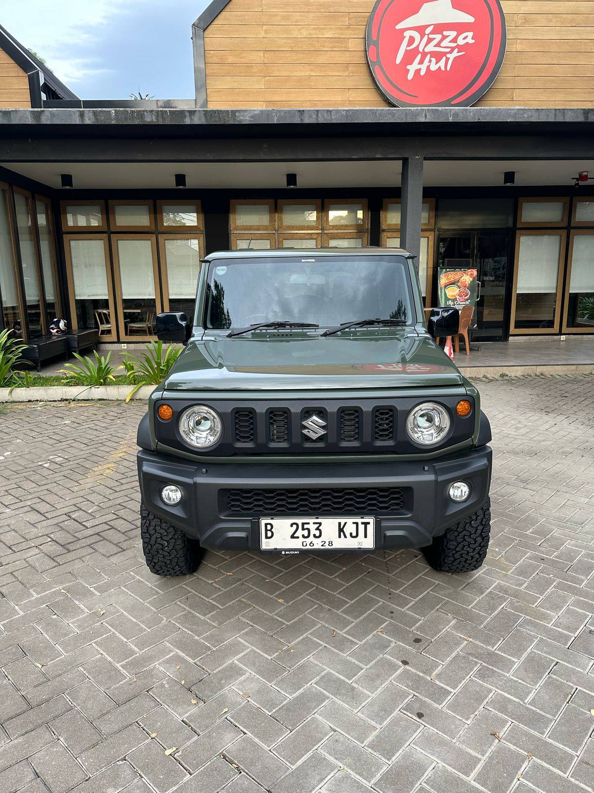 2023 Suzuki Jimny Single Tone AT Bekas 2023 Suzuki Jimny Single Tone AT Bekas