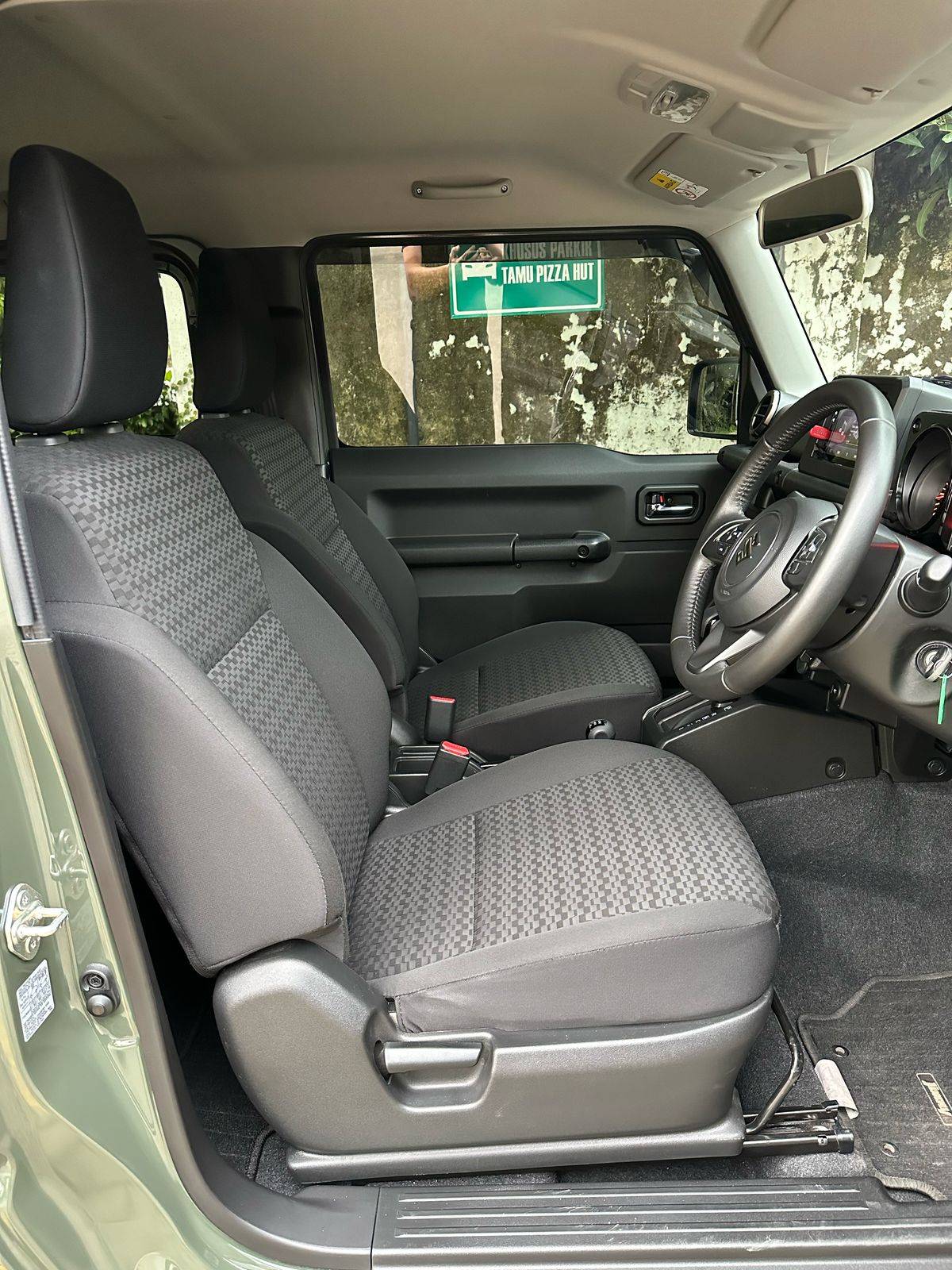 2023 Suzuki Jimny Single Tone AT 2023 Suzuki Jimny Single Tone AT