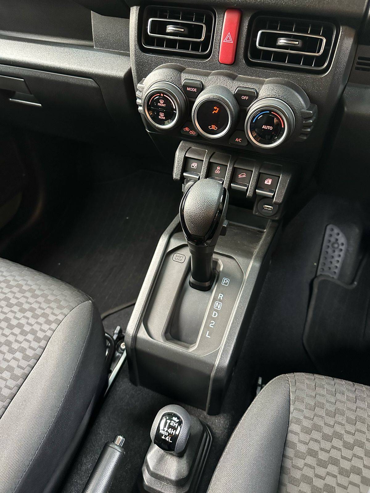 2023 Suzuki Jimny Single Tone AT 2023 Suzuki Jimny Single Tone AT