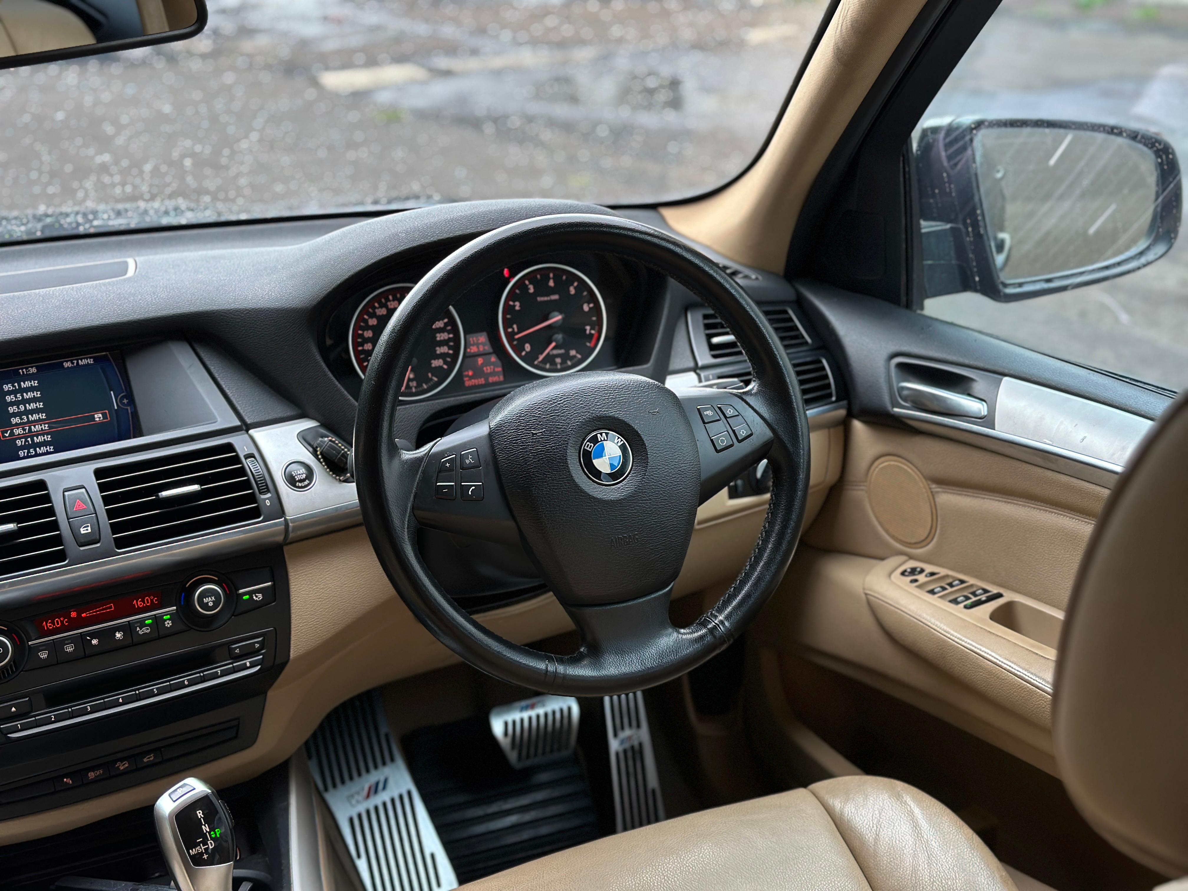 2011 BMW X5 XDRIVE 30i XLINE 2011 BMW X5 XDRIVE 30i XLINE